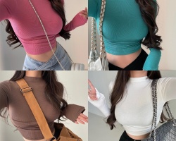 半高領短版上衣