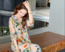 寬鬆印花連衣裙